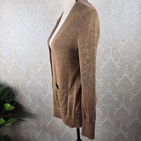 Gap Size Small Tan Vneck Button Front Cardigan Pockets 100% Fine Merino Wool - Picture 6 of 12